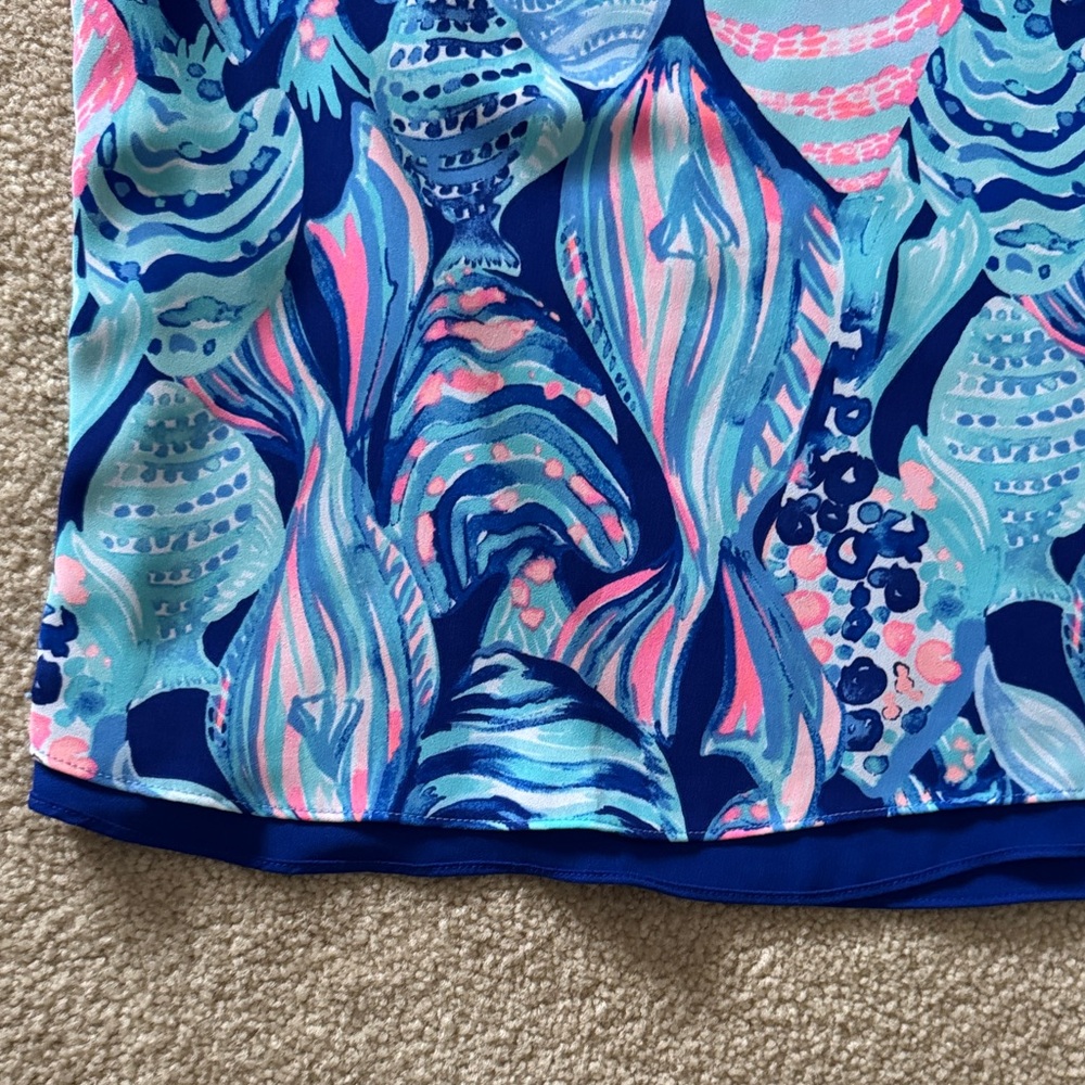 Lilly Pulitzer reversible Vibrant Blue and Pink Blouse - Picture 3 of 5